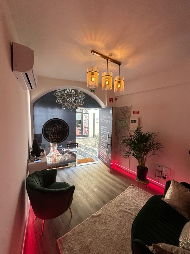 WhatsApp Image 2025-11-16 at 13.06.18 (2)