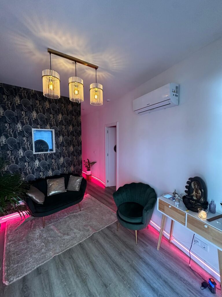 WhatsApp Image 2025-11-16 at 13.06.19 (1)